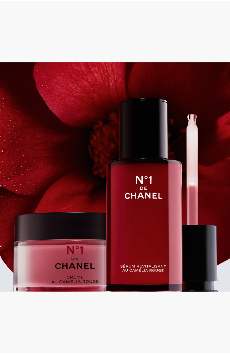 N°1 DE CHANEL REVITALIZING SERUM Smoothes - Illuminates - Targets Signs of Aging unbox