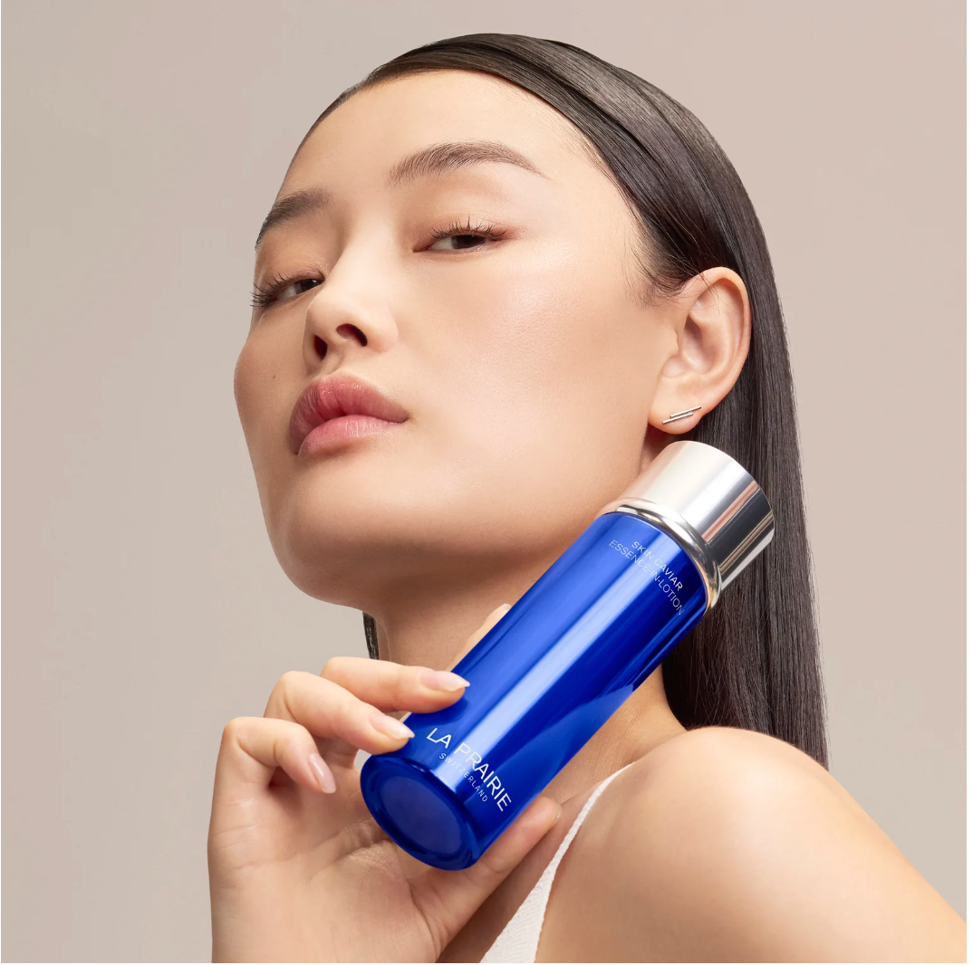 ESSENCE-IN-LOTION
