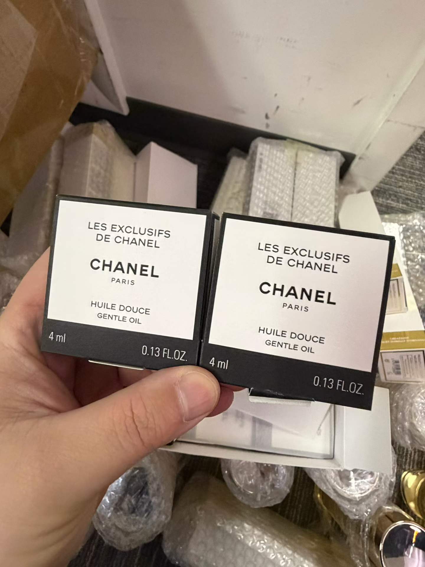 HUILE DOUCE LES EXCLUSIFS DE CHANEL – Gentle Oil Hair and Body