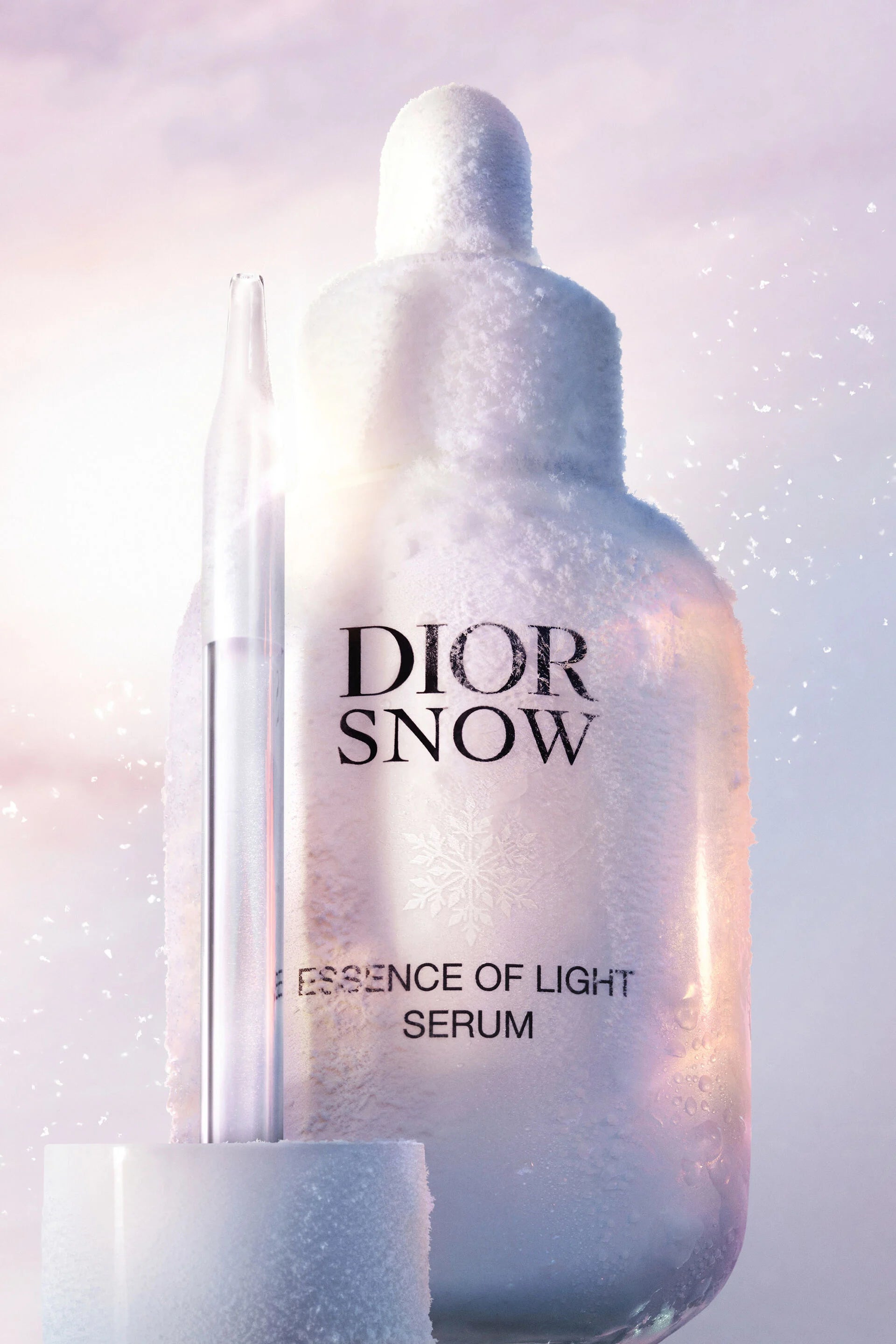 Dior Snow Essence of Light Serum